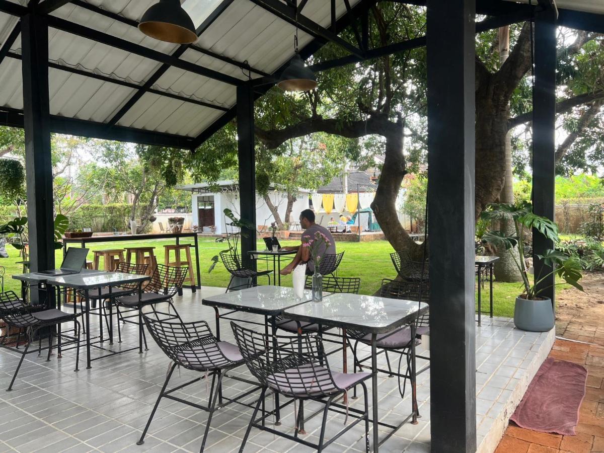 Udee Cozy Hotel Chiang Mai Buitenkant foto