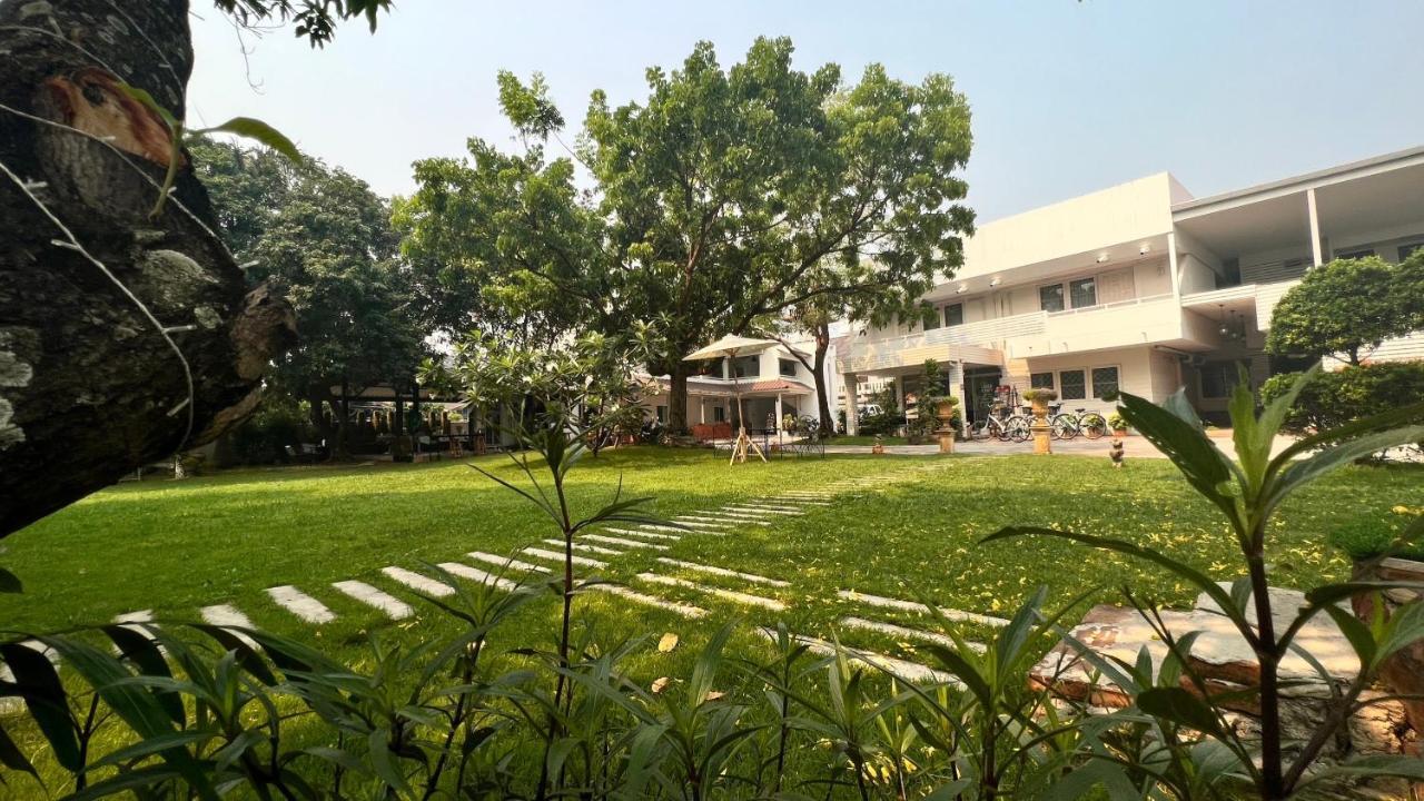 Udee Cozy Hotel Chiang Mai Buitenkant foto