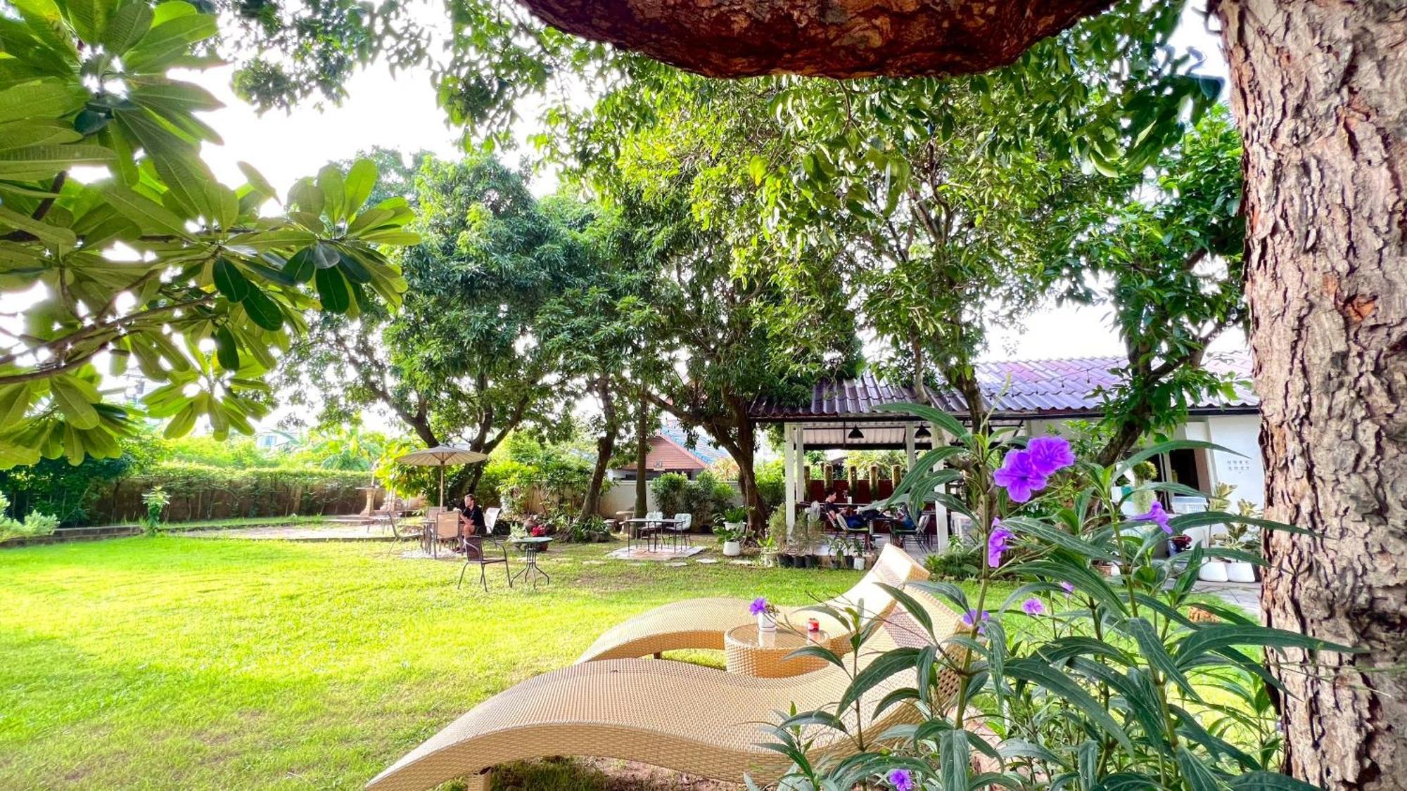 Udee Cozy Hotel Chiang Mai Buitenkant foto